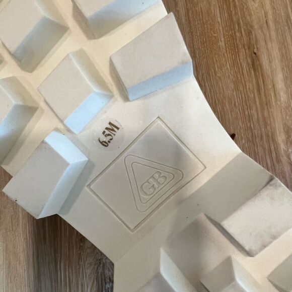 GIANNI BINI Wander Lust Lug Sole Platform Booties Rust Red Size 6.5 - Picture 6 of 8